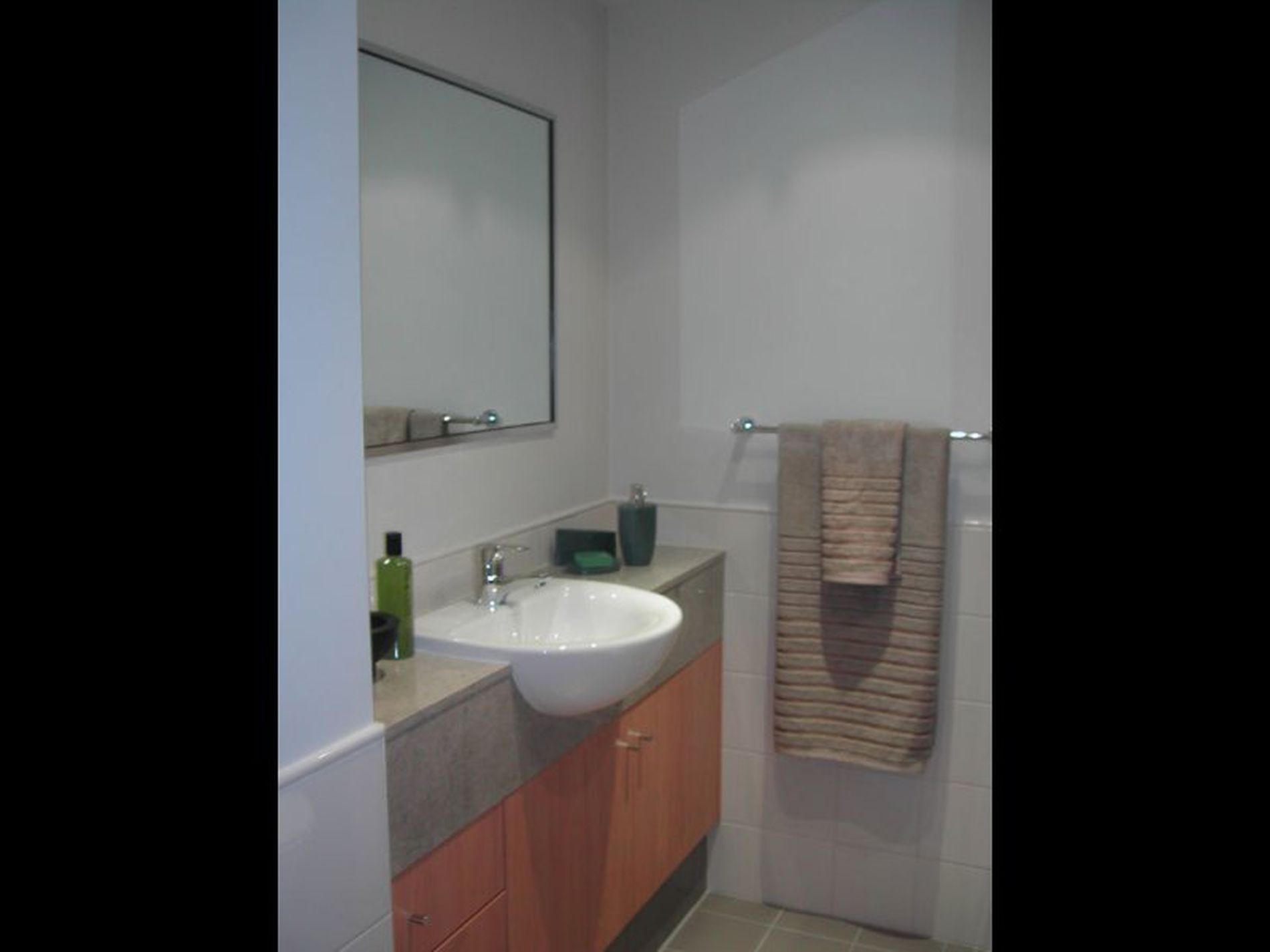 2203 / 77-81 Berry Street, North Sydney