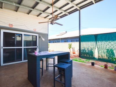 27 Minderoo Avenue, South Hedland