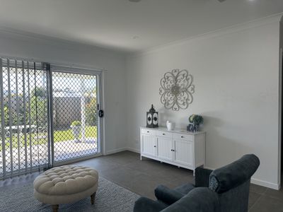 6 Hines Street , Walloon