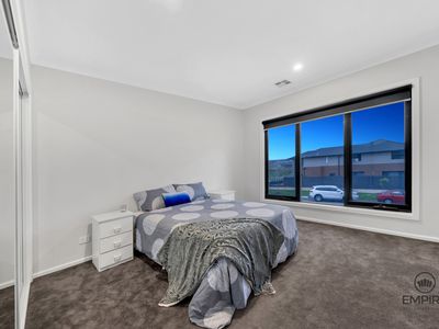 17 Merribrook Boulevard, Clyde