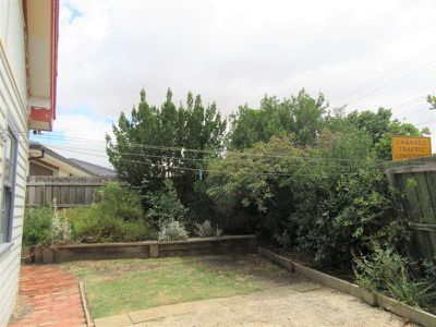 1 Airey Avenue, Manifold Heights