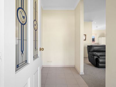 4 Winnen Place, Port Fairy