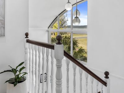 892 Scenic Highway, Kinka Beach