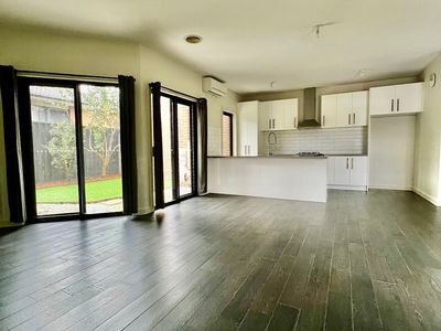 2 / 23 Larbert Road, Noble Park