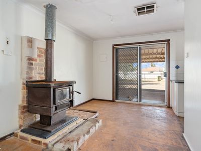 46 Boomerang Crescent, South Kalgoorlie