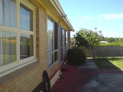 33 Simper Crescent, White Gum Valley