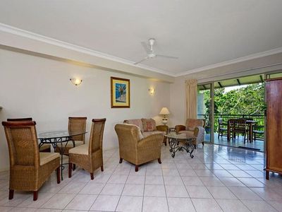 1418 / 2-10 Greenslopes Street, Cairns North