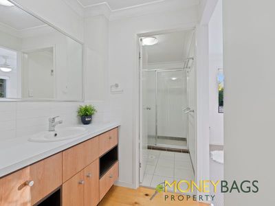 1 / 42 Ruskin Street, Taringa
