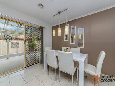 1 / 36 Fink Crescent, Calwell