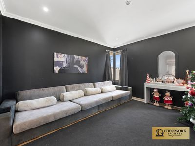 21 Jeanhulley Road, High Wycombe