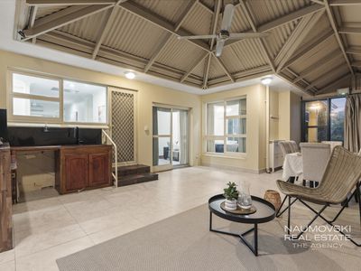 16 Hotchkiss Drive, Balcatta