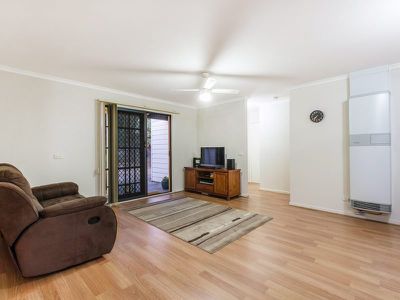 21 Fern Grove, Rye
