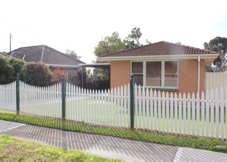 3 Bay Street, Seacombe Gardens