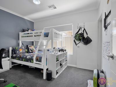 12 Bate Close, Piara Waters