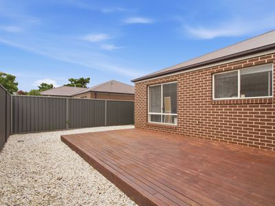 1 Speechley Court, Sale