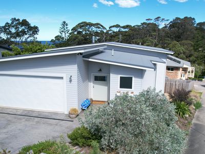 4 Yabbarra Drive, Dalmeny