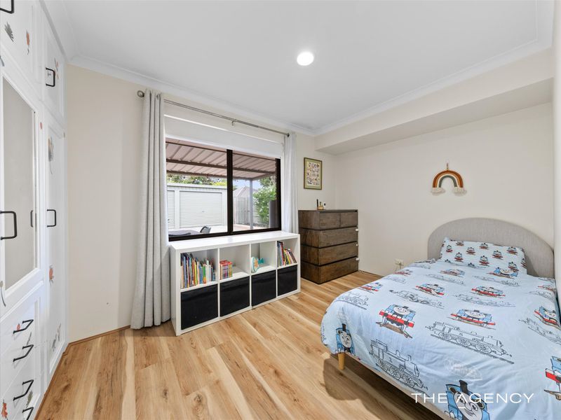 2 Little Rush Close, South Lake