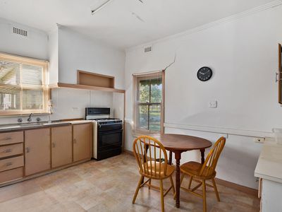 13 DELHI STREET, Seymour