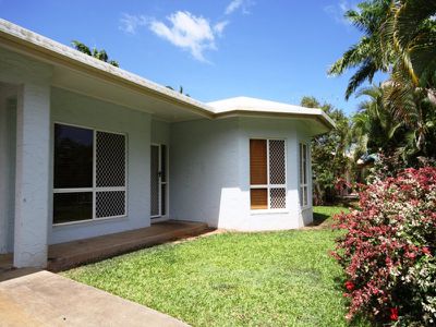 10 Edmonds Close, Bentley Park