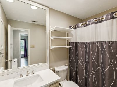 4805 Las Lomas Drive, Mesquite, TX, International