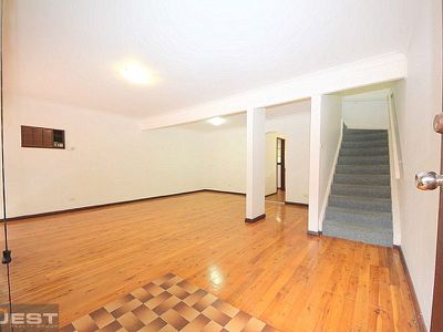 12 / 8A Chiswick Road, Greenacre