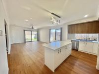 87 Covella Boulevard, Greenbank