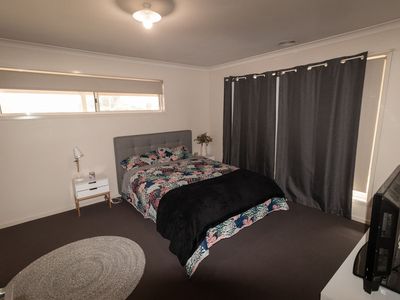 1 VICTORIA CROSS PARADE, Wodonga