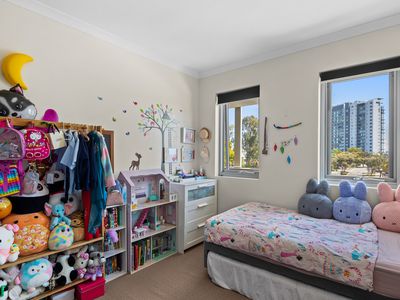 10 / 28 Goodwood Parade, Burswood