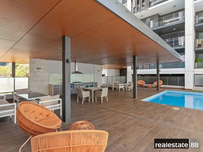 42 / 172 Railway Parade, West Leederville