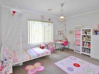 28 Cambridge Drive, Mansfield