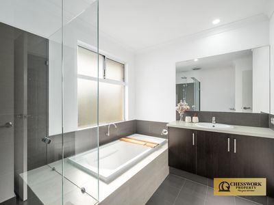 8 Soundview Rise, Yangebup