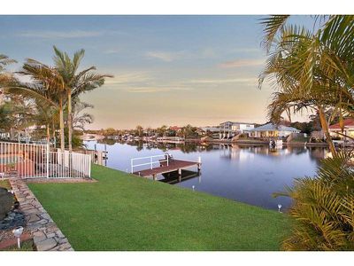 15 Topsails Place, Noosa Waters