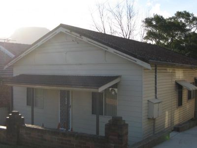 1 / 32 Urunga Parade, Wollongong