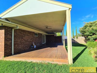 9 Herrington Avenue, Carrum Downs