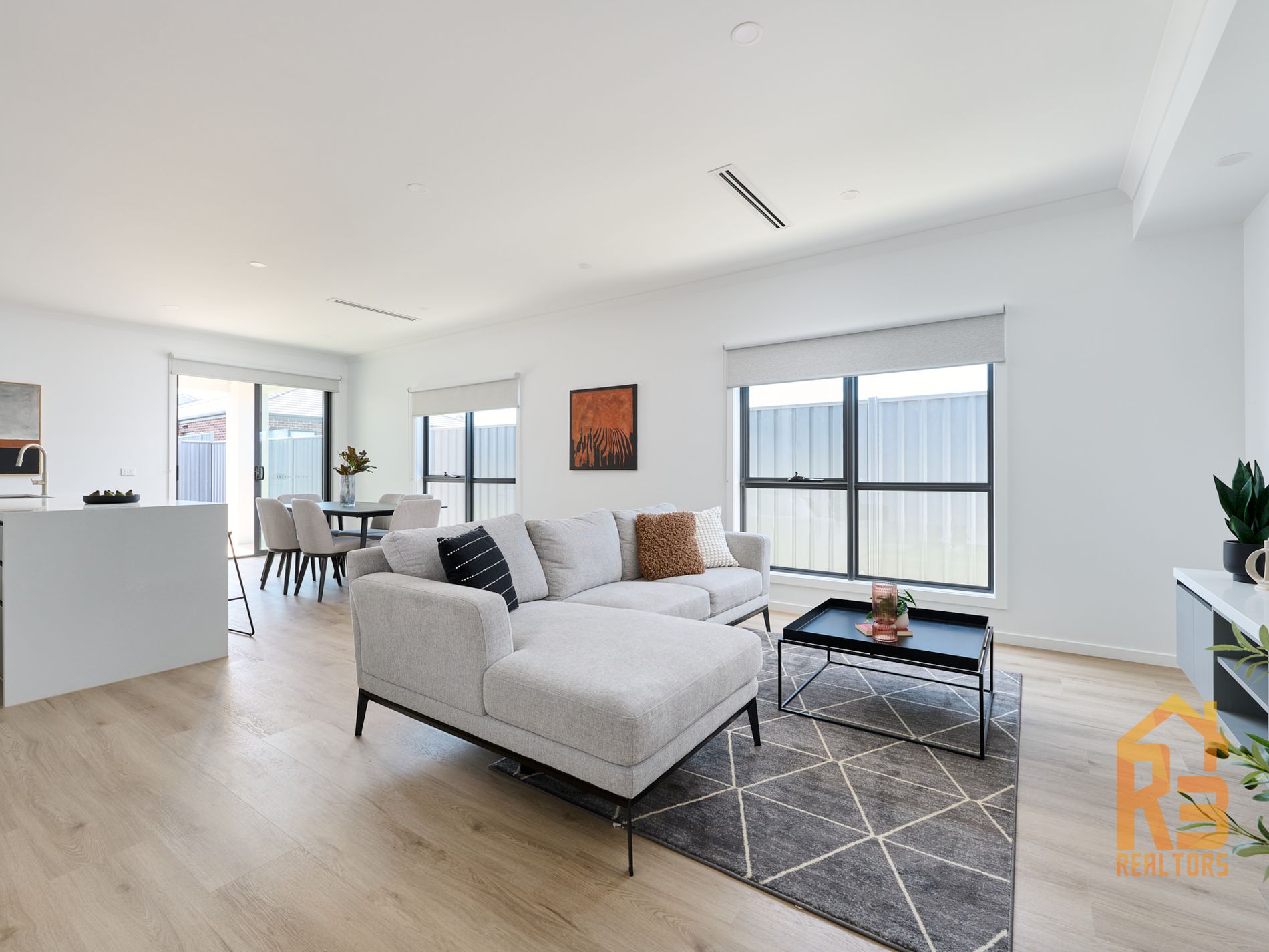 55 Skyline Crescent, Nar Nar Goon