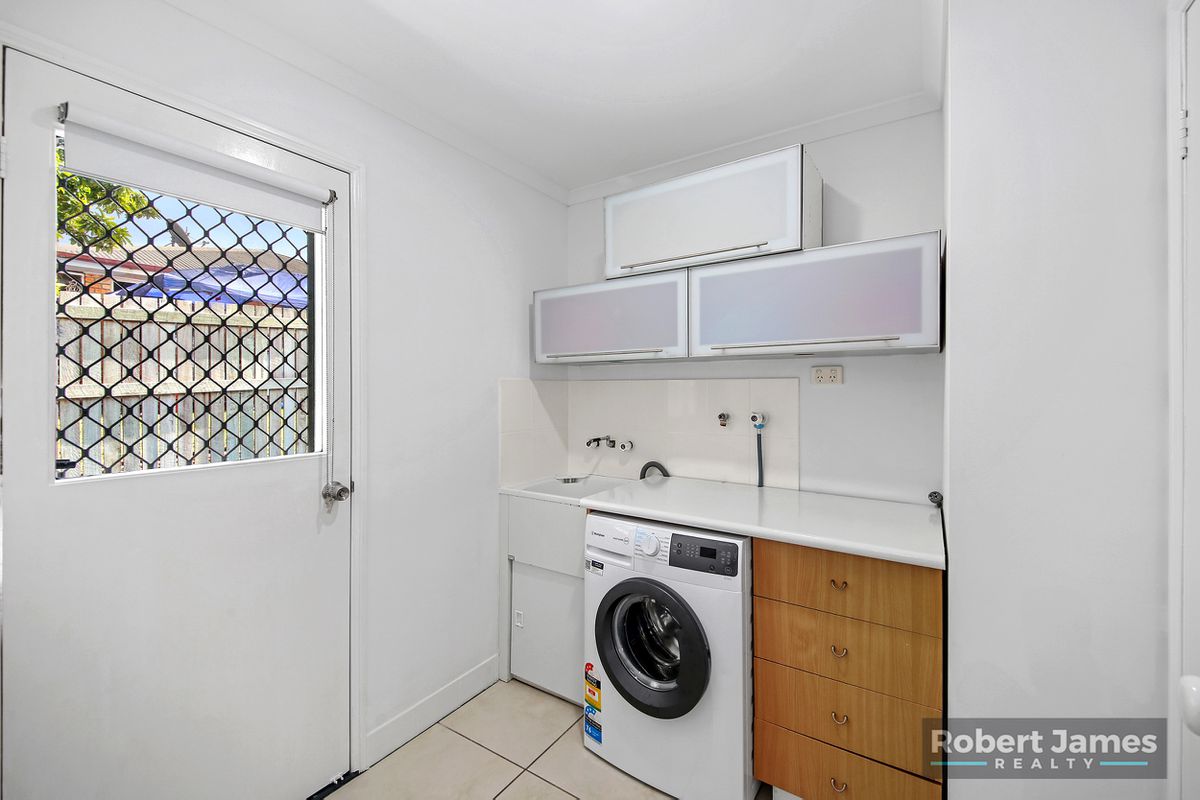 121 Outlook Drive, Tewantin