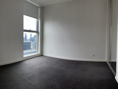 2202E / 888 Collins Street, Docklands