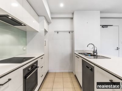 8 / 280 Lord Street, Perth