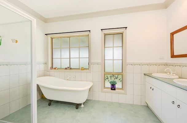 35 The Ridge, Oaklands Junction