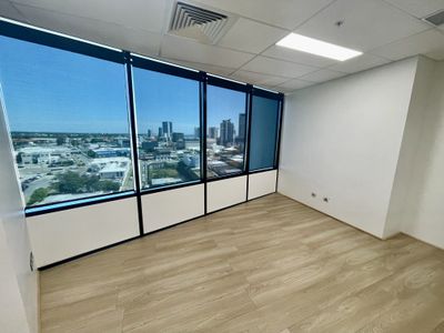 31010 / 9 Lawson Street , Southport