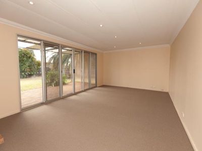 102 Wittenoom Street, West Lamington