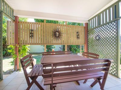 2 / 48 rajah rd, Ocean Shores