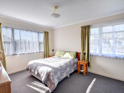 54 Chaucer Street, Milton