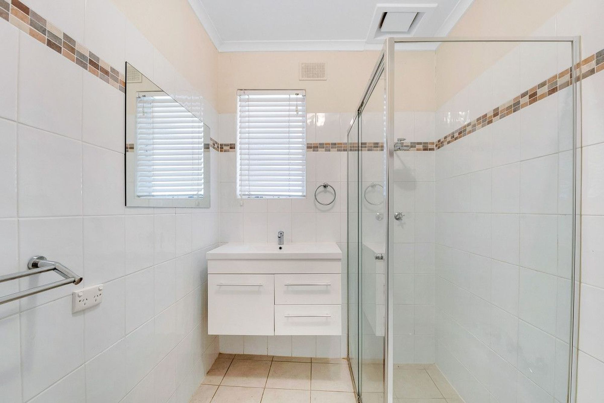 14 Kalina Avenue, Para Vista