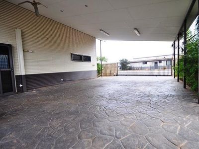 26 Minderoo Avenue, South Hedland