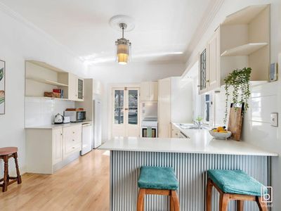 242a Buff Point Avenue, Buff Point