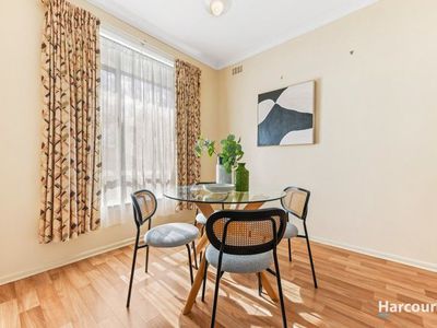 32 Damon Road, Mount Waverley