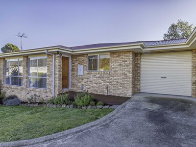 2 / 4 Walton Street, Huonville