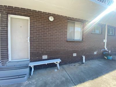 2 / 34 Geelong Road, Footscray