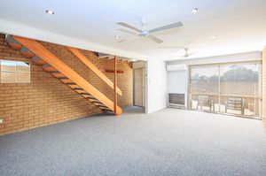 9 / 429 Griffith Road, Lavington